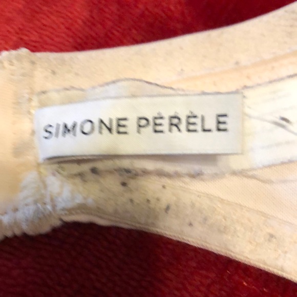 Simone Perele bra size about 32DD - Picture 2 of 2